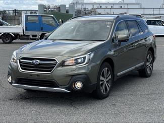 2017 Subaru Outback - Thumbnail
