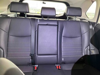 2020 Toyota RAV4 - Thumbnail