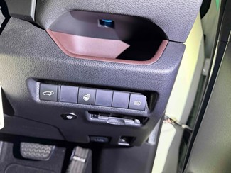 2020 Toyota RAV4 - Thumbnail