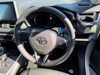 2019 Toyota RAV4 - Thumbnail