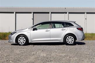 2020 Toyota Corolla - Thumbnail