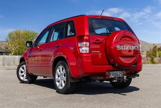 2008 Suzuki Grand Vitara - Thumbnail