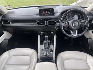 2017 Mazda CX-5 - Thumbnail
