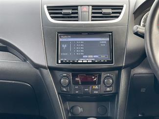 2015 Suzuki Swift - Thumbnail