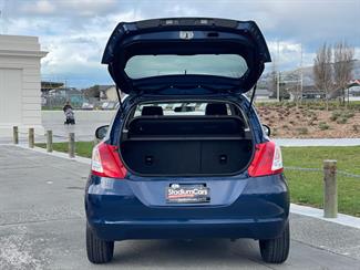 2015 Suzuki Swift - Thumbnail