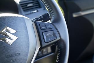 2014 Suzuki Swift - Thumbnail