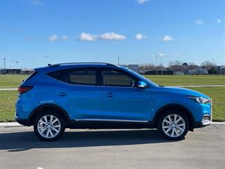 2023 MG Zs - Thumbnail