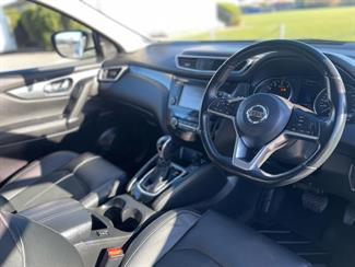 2018 Nissan Qashqai - Thumbnail
