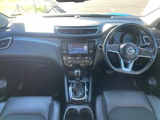 2018 Nissan Qashqai - Thumbnail