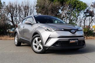 2017 Toyota C-HR - Thumbnail