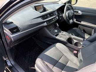 2012 Lexus CT200h - Thumbnail