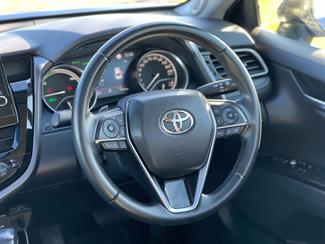 2022 Toyota Camry - Thumbnail