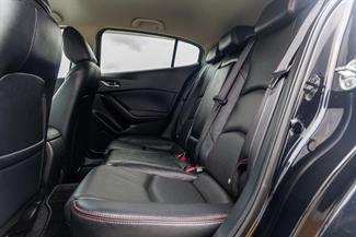 2015 Mazda Axela - Thumbnail