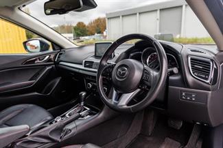 2015 Mazda Axela - Thumbnail