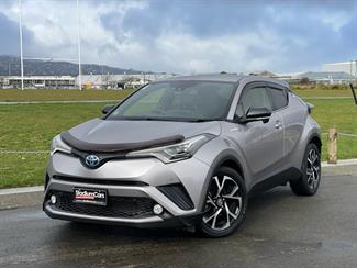 2017 Toyota C-HR - Thumbnail