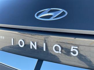 2022 Hyundai Ioniq 5 - Thumbnail