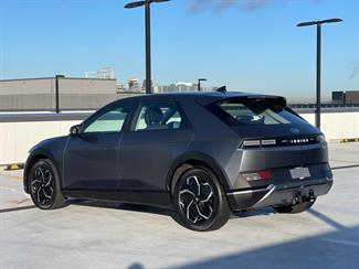 2022 Hyundai Ioniq 5 - Thumbnail