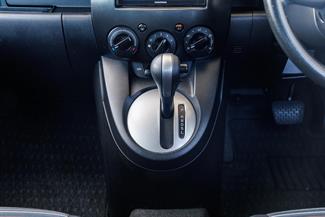 2011 Mazda Demio - Thumbnail