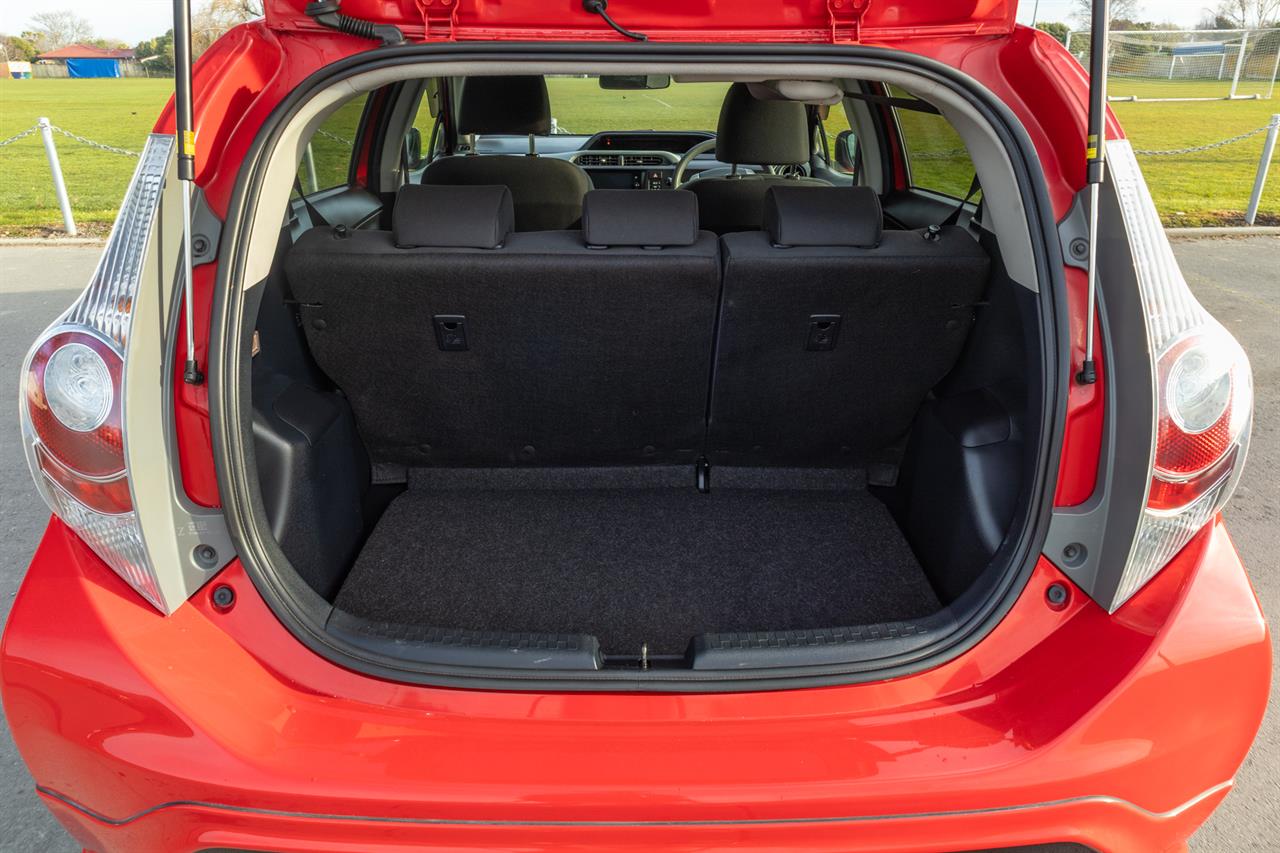 2014 Toyota AQUA