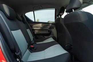 2014 Toyota AQUA - Thumbnail