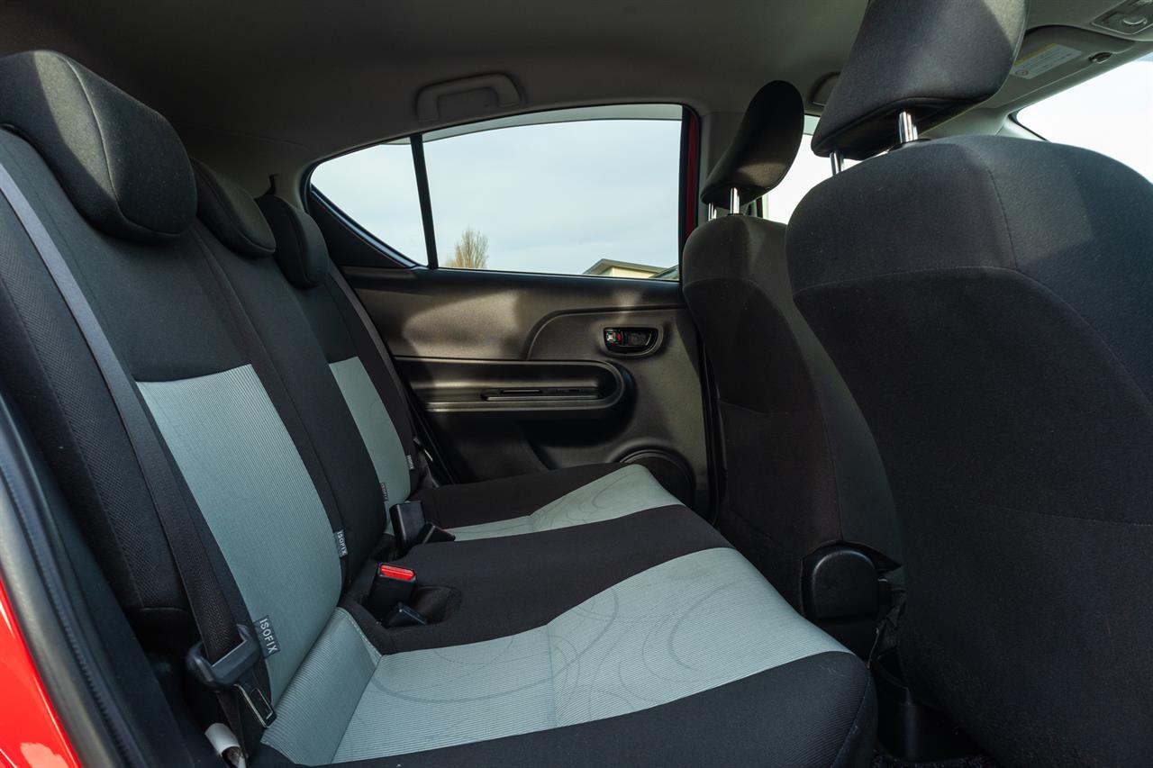 2014 Toyota AQUA