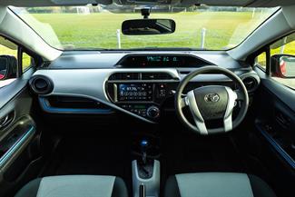 2014 Toyota AQUA - Thumbnail
