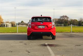 2014 Toyota AQUA - Thumbnail