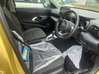 2022 Toyota Yaris Cross - Thumbnail