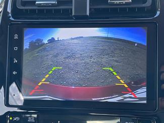 2016 Toyota Prius - Thumbnail