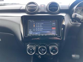 2017 Suzuki Swift - Thumbnail
