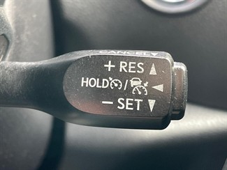 2017 Toyota C-HR - Thumbnail