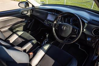 2014 Toyota Corolla - Thumbnail
