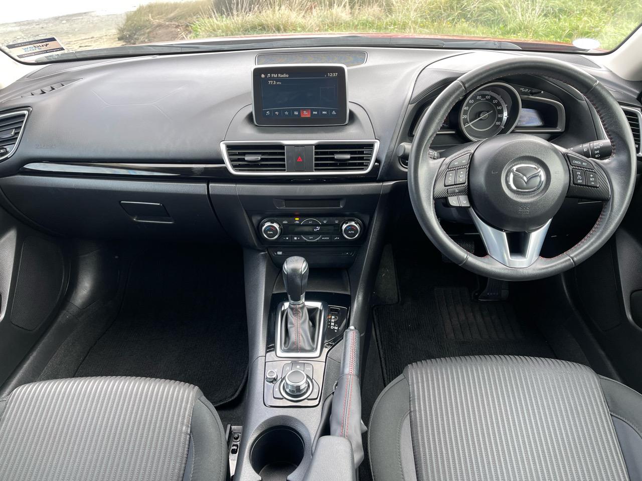 2014 Mazda Axela