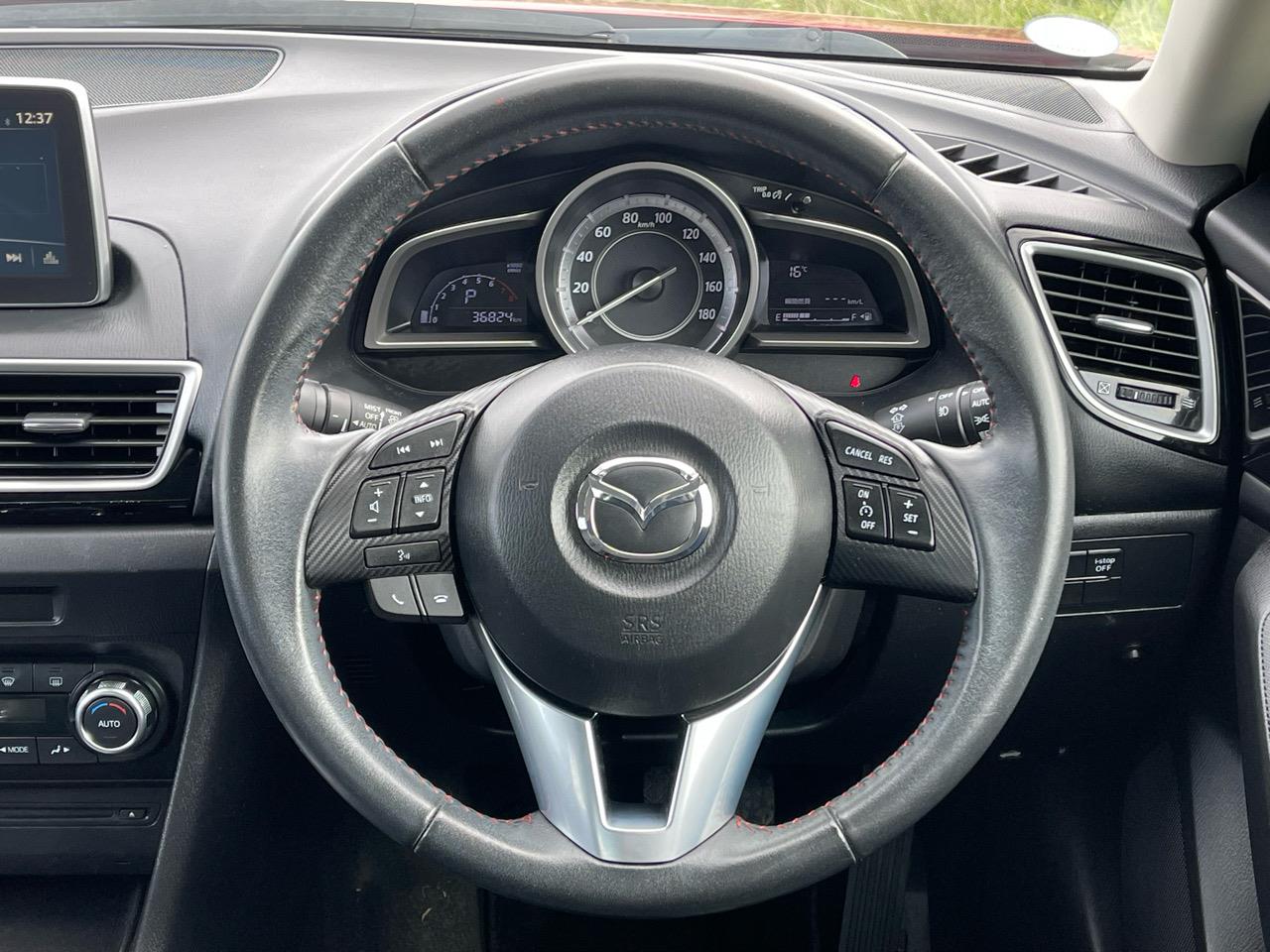 2014 Mazda Axela