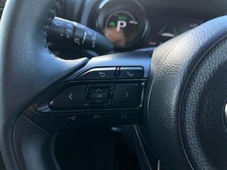 2020 Toyota Yaris - Thumbnail