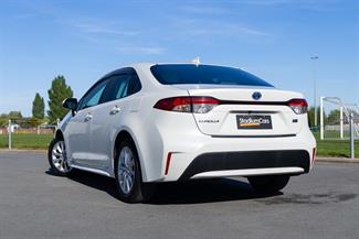 2020 Toyota Corolla - Thumbnail