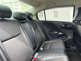 2016 Honda GRACE - Thumbnail