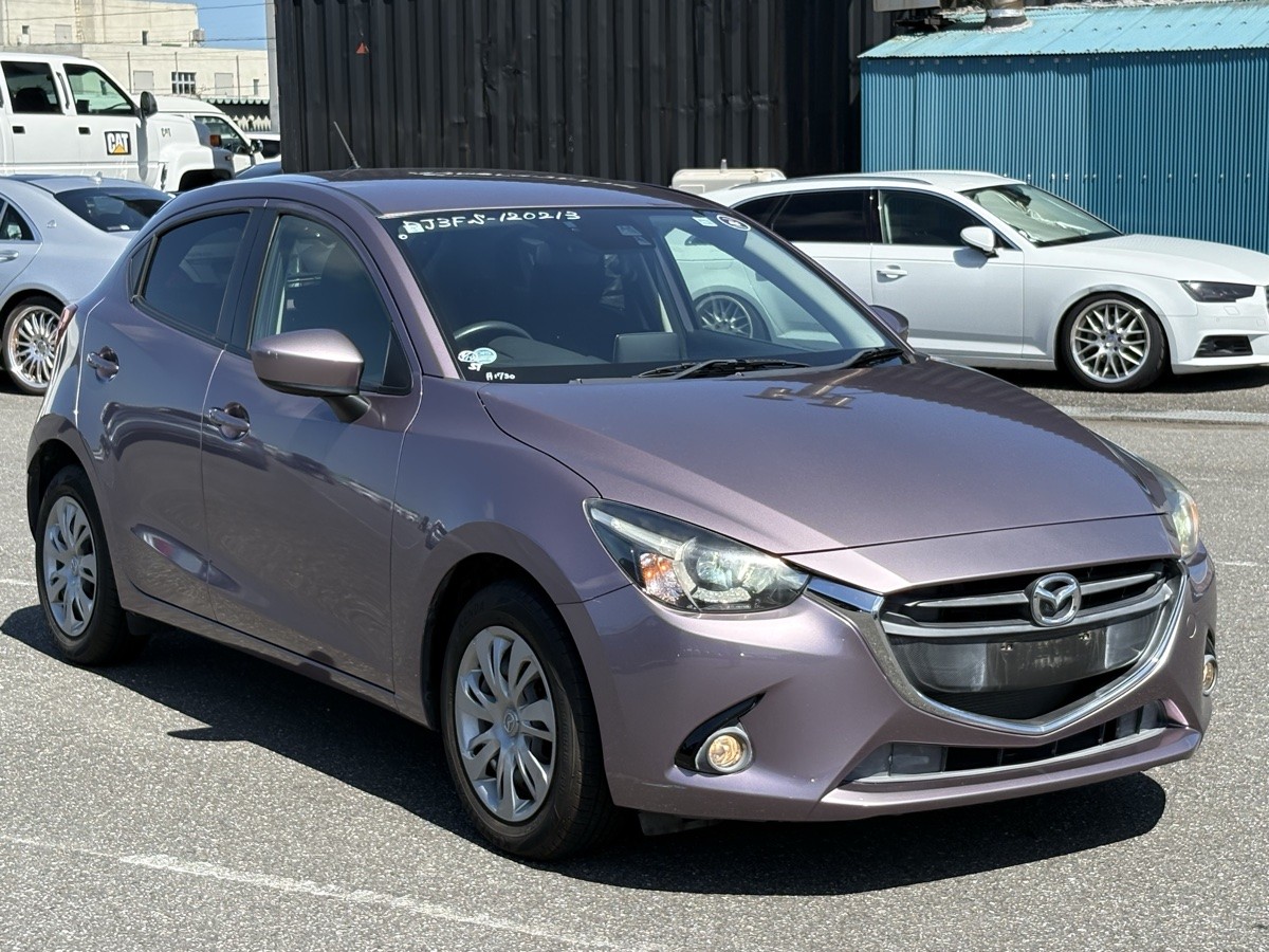 2015 Mazda Demio