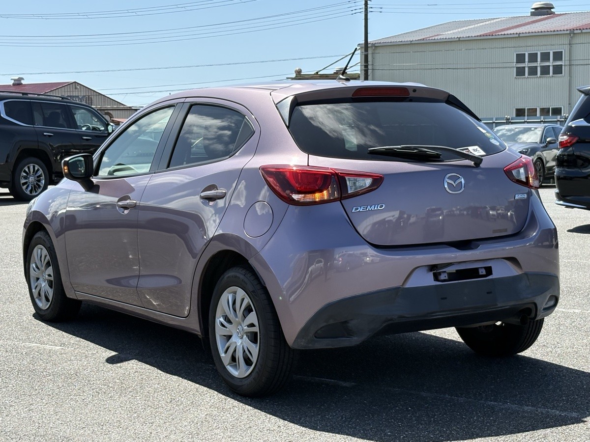 2015 Mazda Demio
