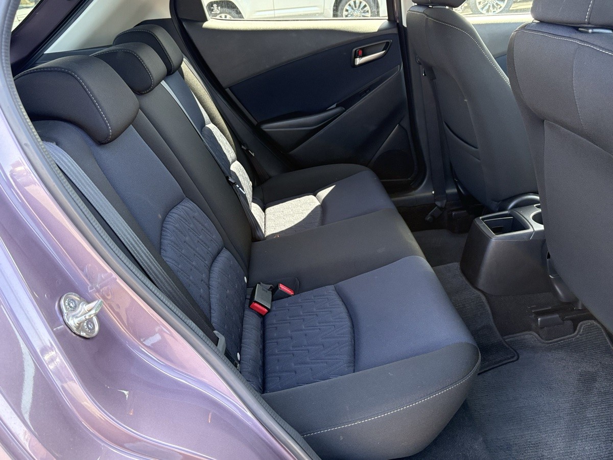 2015 Mazda Demio