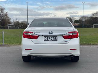 2012 Toyota Camry - Thumbnail