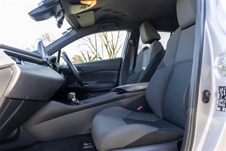 2023 Toyota C-HR - Thumbnail