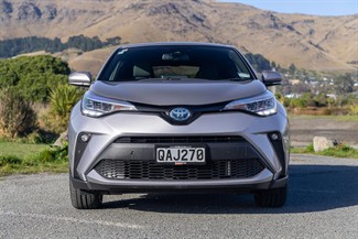 2023 Toyota C-HR - Thumbnail