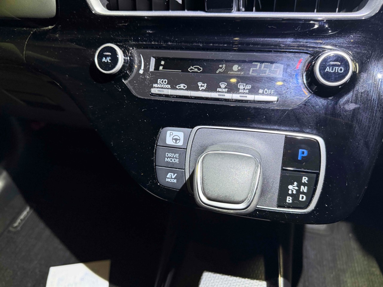 2023 Toyota AQUA