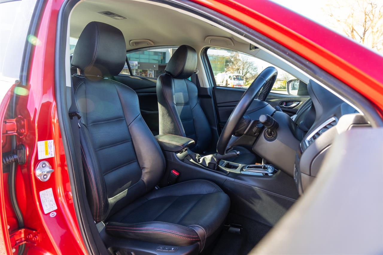 2013 Mazda Atenza