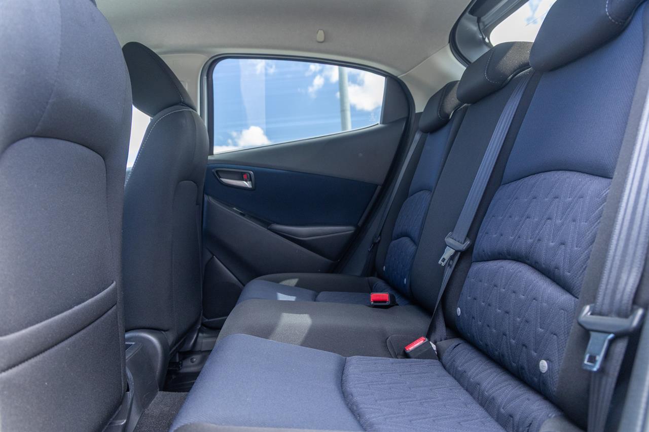 2015 Mazda Demio