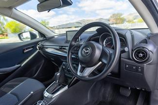 2015 Mazda Demio - Thumbnail