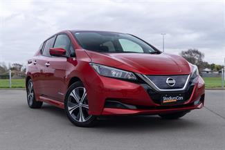 2018 Nissan LEAF - Thumbnail