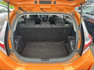 2017 Toyota AQUA - Thumbnail
