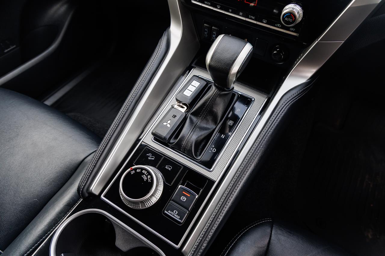 2022 Mitsubishi Pajero Sport